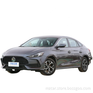 MG 5 2023 180DVVT Handmatige mode-editie Compact Type Handmatige werking 1.5t benzine vierdeurs vijfzitter sedan
